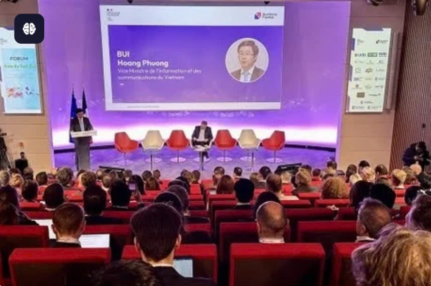 Bui Hoang Phuong, Deputy Minister of Information and Communications of Vietnam, attended the Artificial Intelligence Action Summit held in Paris. Photo from VNA